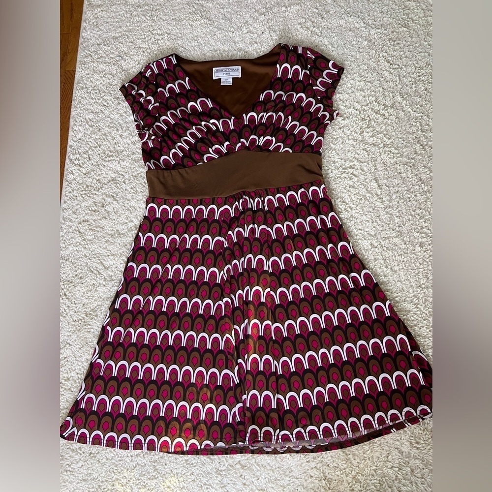 Women’s 12 Petite Jessica Howard Short Sleeve Dress GUC